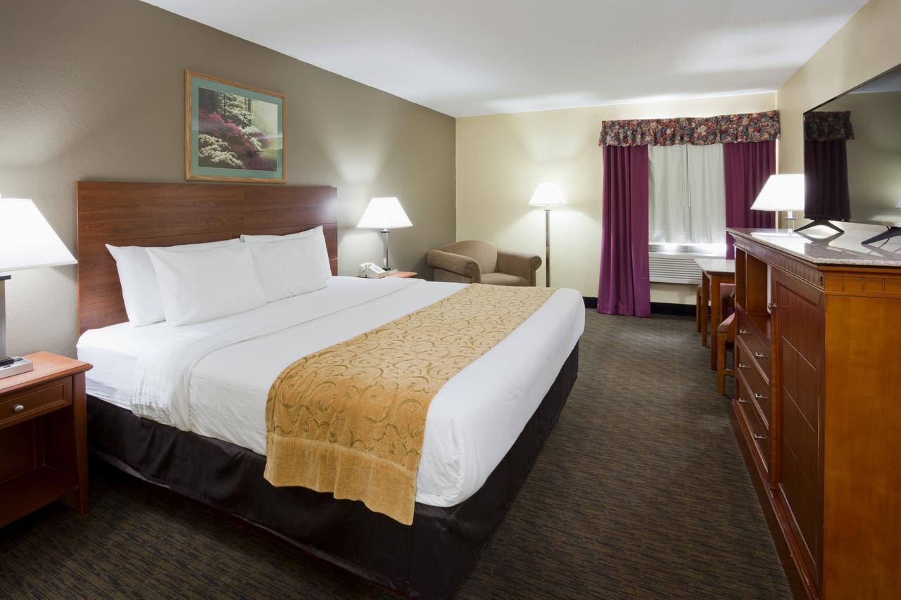 Grandstay Hotel And Suite Waseca Esterno foto